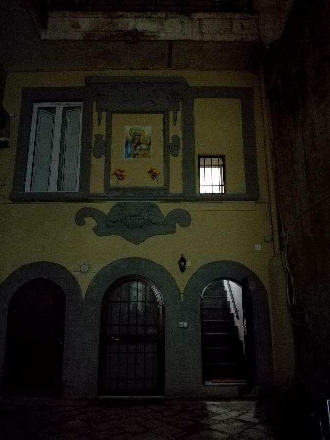 Domus 19 Otel Napoli Dış mekan fotoğraf