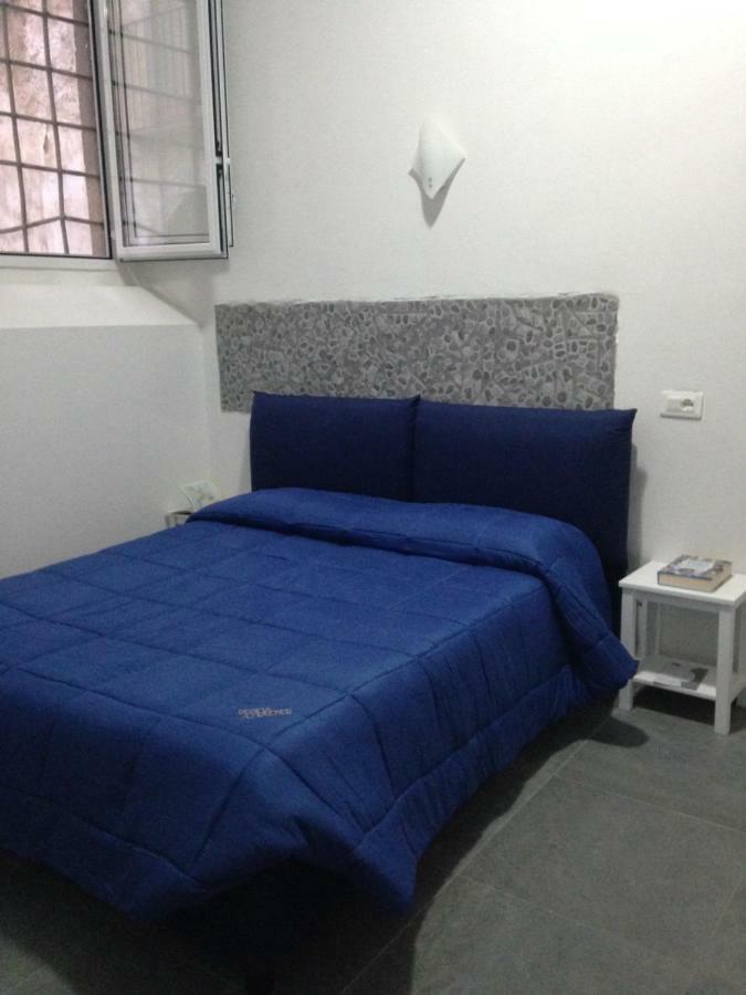 Domus 19 Otel Napoli Dış mekan fotoğraf